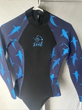 2mm Woman’s Size 8 Xcel Wetsuit 🦈