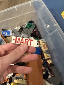 Lego Simpsons Lot Playset with Kwik E Mart pieces, (Pls read description)