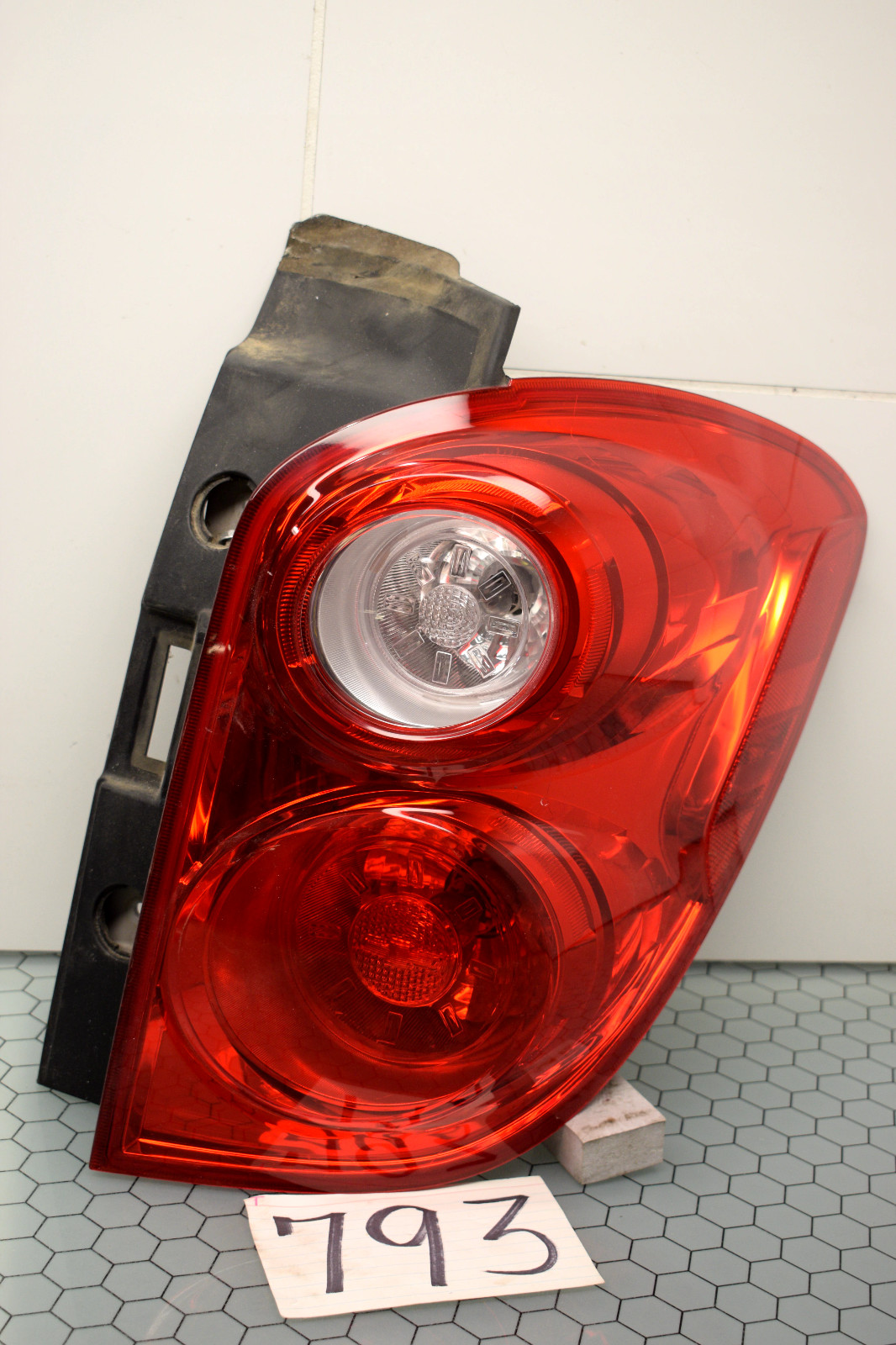 10 11 12 13 14 15 Equinox PASSENGER Side Tail Light Used Rear Lamp #793-T