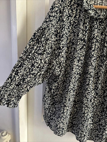 Ladies Ceres Life Floral Ruffle Neck Blouse Top - Size L-XL 16 18 - Picture 2 of 7