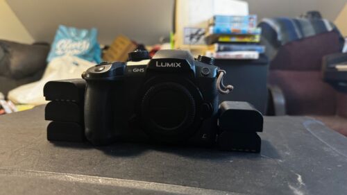 Panasonic Lumix DC-GH5 4k Camera