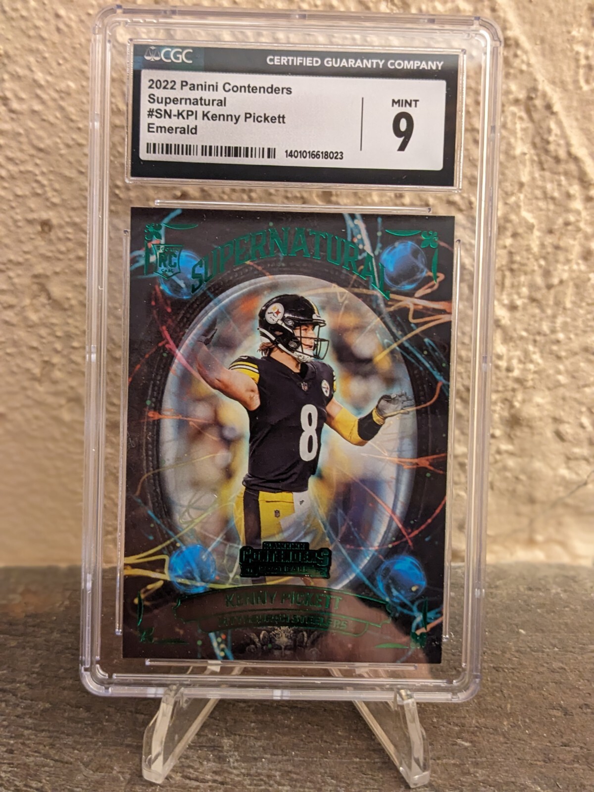 2022 Panini Contenders Supernatural Emerald SNKPI Kenny Pickett (RC