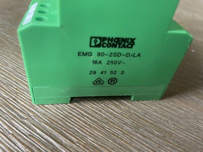 Phoenix Contact EMG 90-2SD-D/LA 16A 250V Control Cabinet Double Socket Relay 