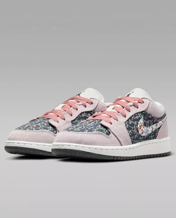 Air Jordan 1 Low SE taglia 7Y (dovrebbe adattarsi a 8 5 donne)