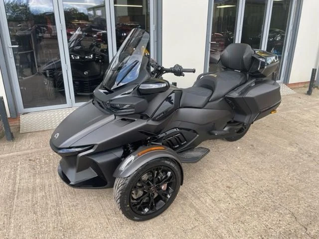 Can am on sale spyder touring