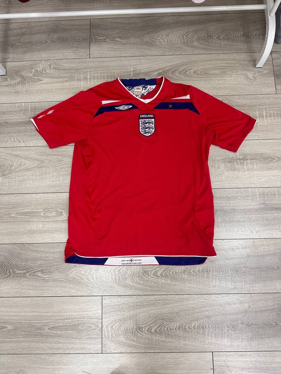 England 2010 Vintage Soccer Jersey Blokecore