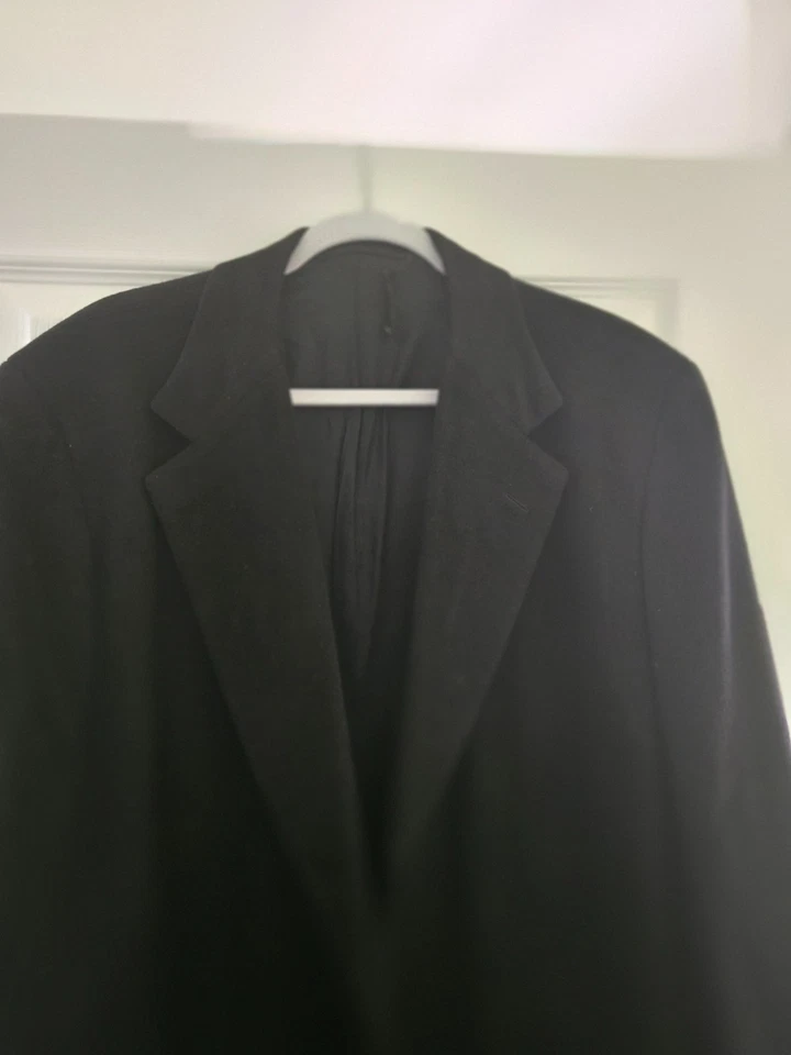 Abrigo Brioni 100 % cachemir Foto 2 de 4