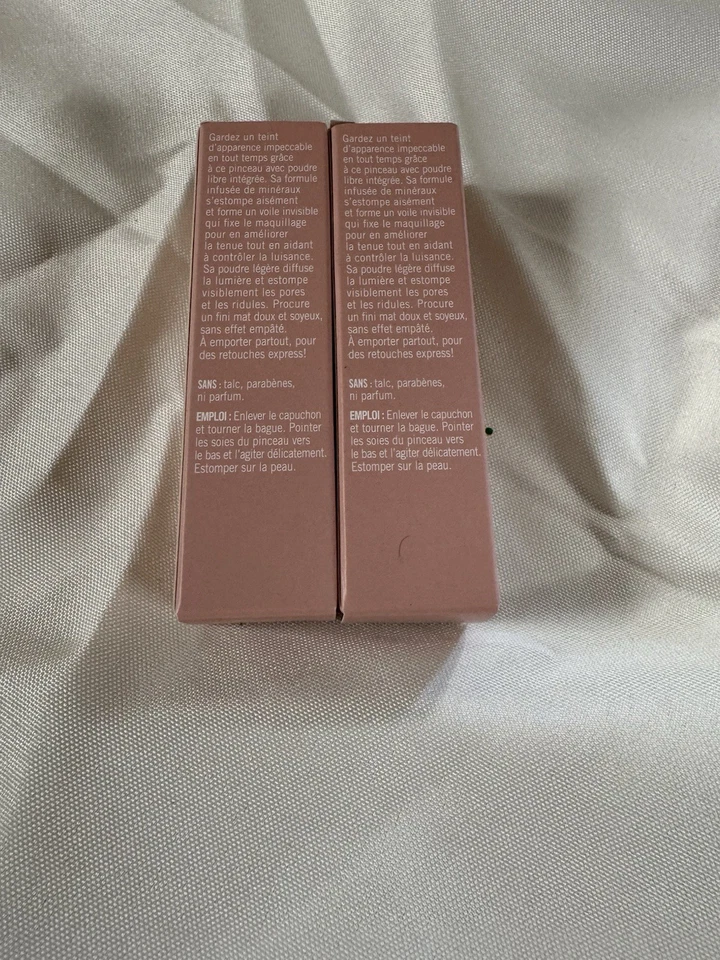 NEW fmg MATCH SET FINISHING POWDER TO-GO~ "INVISABLE COLOR" 2 Pack - Image 2 of 2