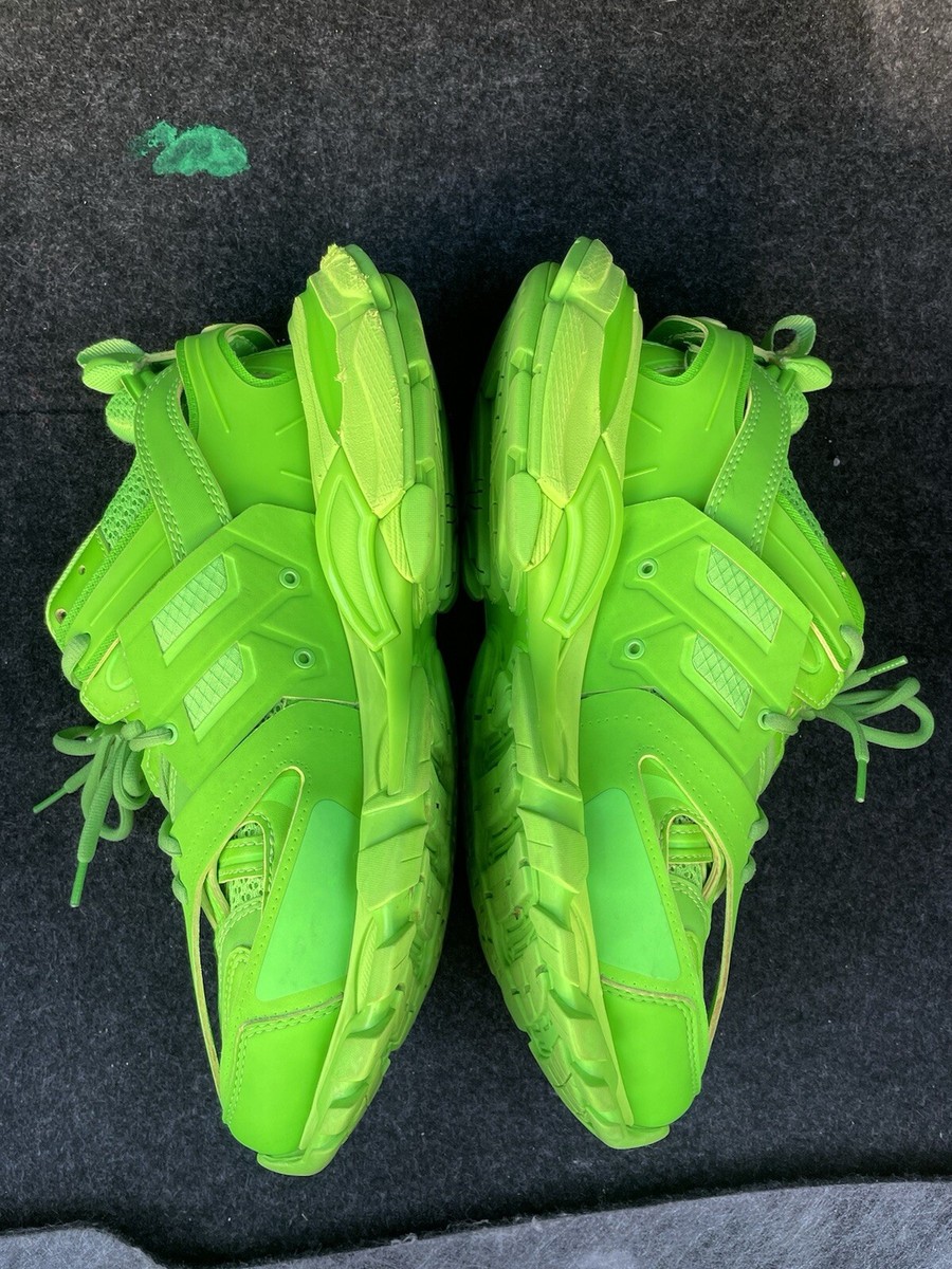 Good Condition. No Box. Size 9 View 3