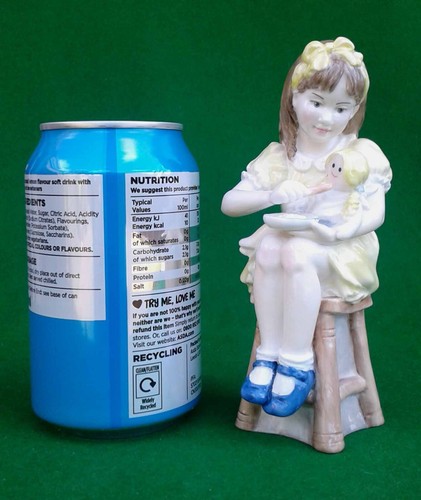 ROYAL WORCESTER ""KATIE'S DAY"" AUSWAHL DER FIGUREN. - Bild 42 von 70