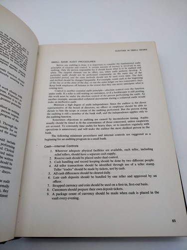 Bank Administration Manual Volume 1 A-G Hardcover 1974 Vintage - Picture 6 of 8