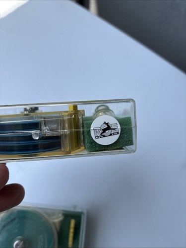 ROE MFG. Mulinello Monofilamento Dispensore Pesca a Mosca Lotto 2 Nuovi Raro  - Foto 4 di 10