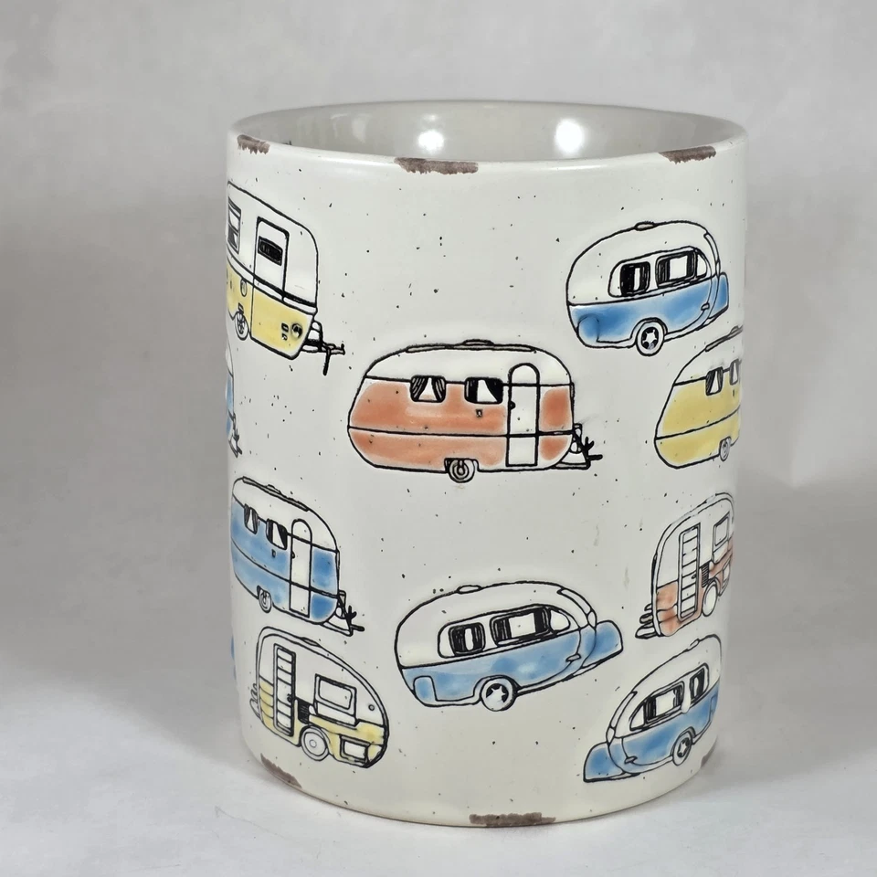 Taza Spectrum Designz Happy Camper - Disfruta del viaje MCM Retro Trailer Cup 2017 Foto 2 de 4