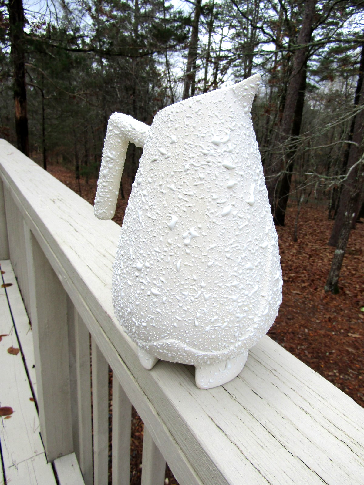 Dryden Pottery / White / Spatterware / Splatterware MCM / Large PITCHER