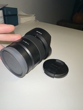 Sony E 11mm F1.8 APS-C Wide Angle Lens SEL11F18 w/ Hood Caps E-Mount