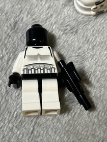 LEGO Star Wars Stormtrooper Minifigure (7659) sw0036b Black Head