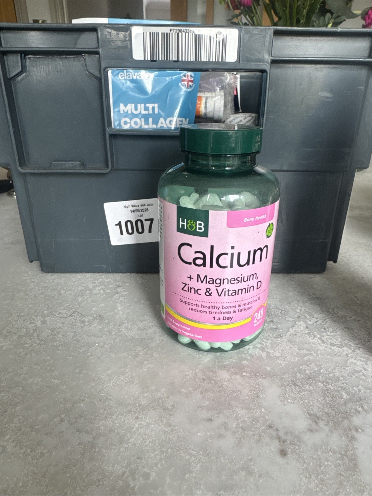Holland & Barrett Calcium Magnesium Vitamin D & Zinc 240 Tablets Vegetarian Supp