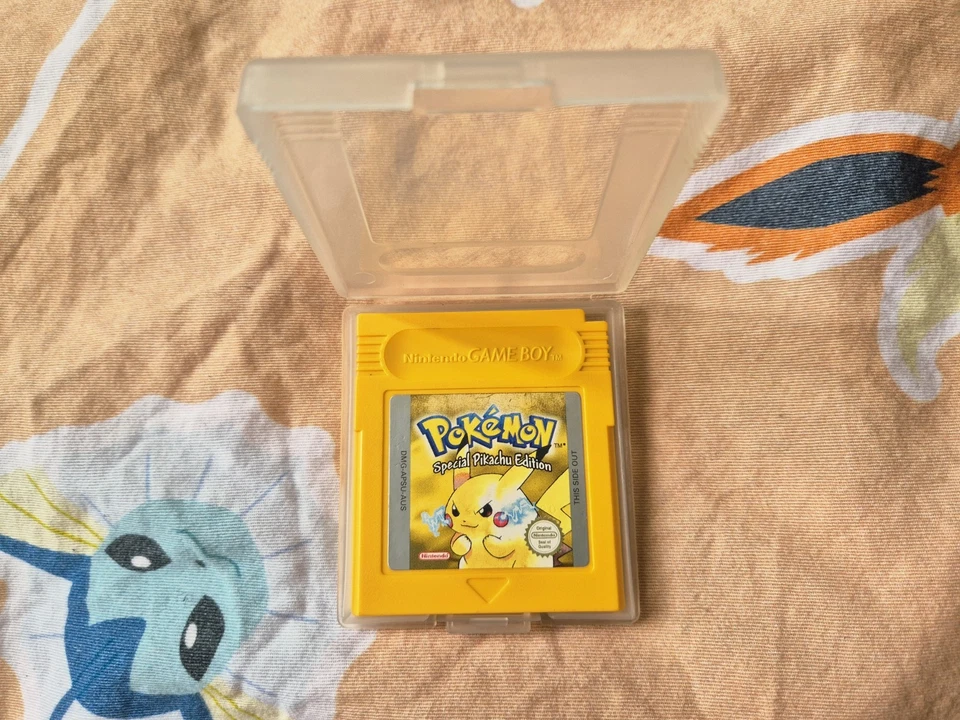 Pokemon Yellow Special Pikachu Edition Nintendo GameBoy Game Cartridge AUS PAL - image 2 of 4
