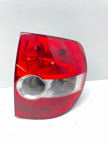 VW Fox Schrägheck (5Z) Rückleuchte rechts 5Z0945112 Rücklicht Beifahrerseite