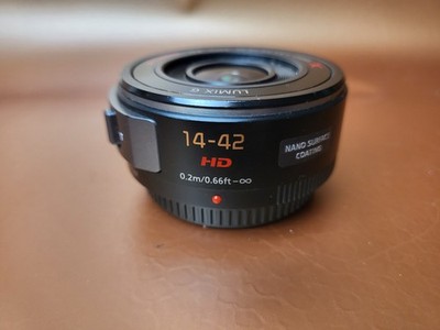 Panasonic Lumix G x Vario 14-42mm f/3.5-5.6 OIS PZ HD MFT Pancake Zoom H-PS14042