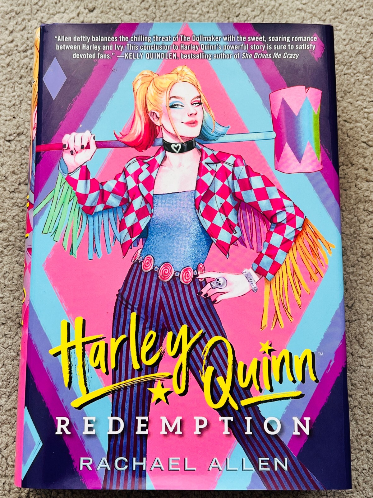 HARLEY QUINN : REDEMPTION by RACHAEL ALLEN - signed by the author (SB4726)