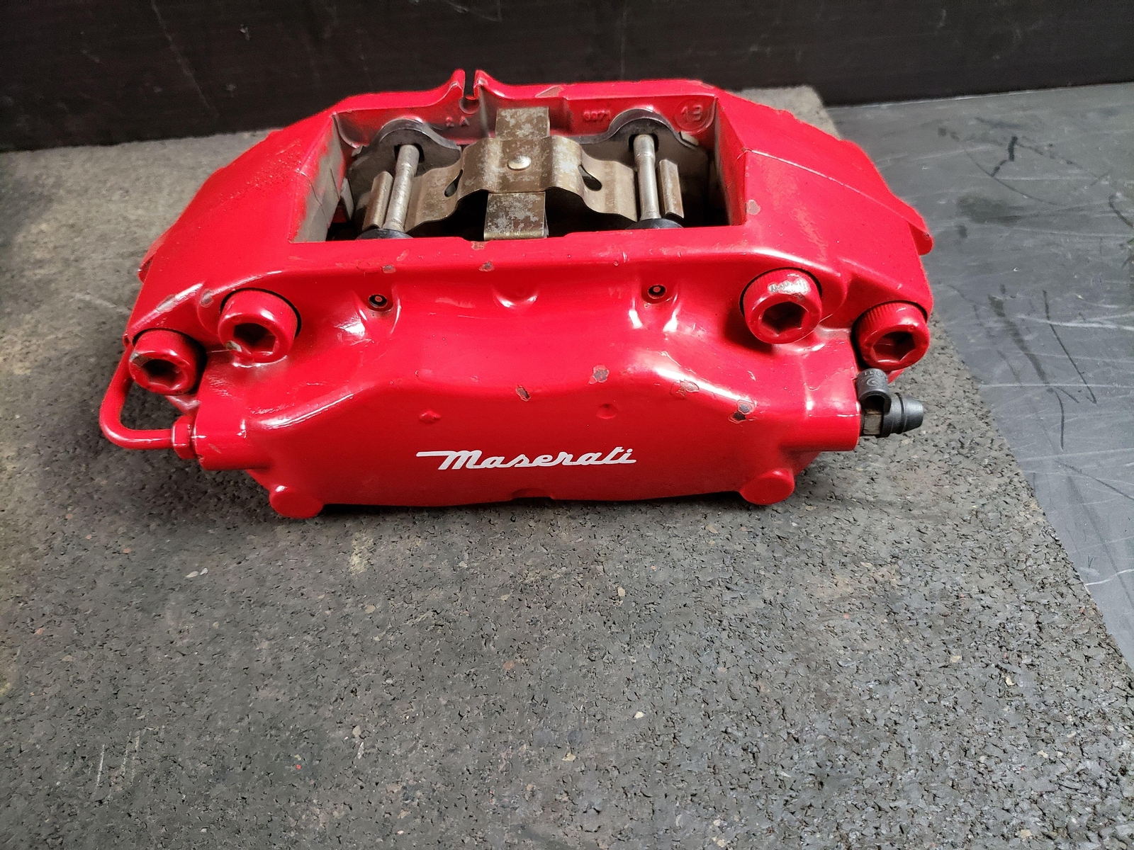 03-12 MASERATI QUATTROPORT SET OF FRONT & REAR BREMBO BRAKE CALIPERS 66K MILES