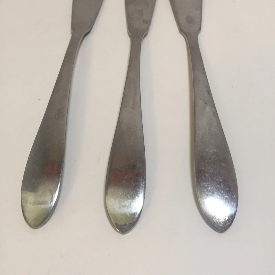 Cuchillos esparcidores de mantequilla Retroneu Kent 3 cubiertos de acero inoxidable Corea 7" Foto 2 de 4