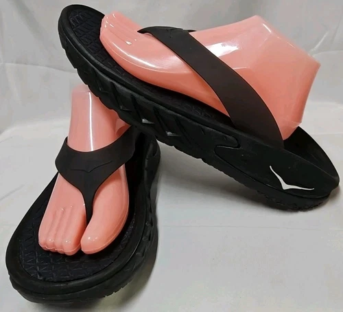 Hoka One One Ora Recovery Flip Flops Black Sandals Thong Mens Size 13. GUC