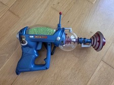 Mars Attacks Brain Disintegrator Green Ray Gun 1996 Trendmasters Tested  Works