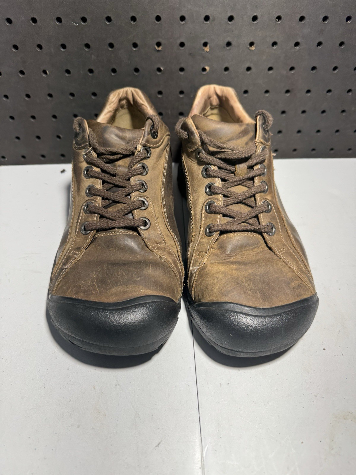 KEEN Briggs Scarpe Uomo 9 Pelle Outdoor Escursionismo Sneakers Marrone Resistente