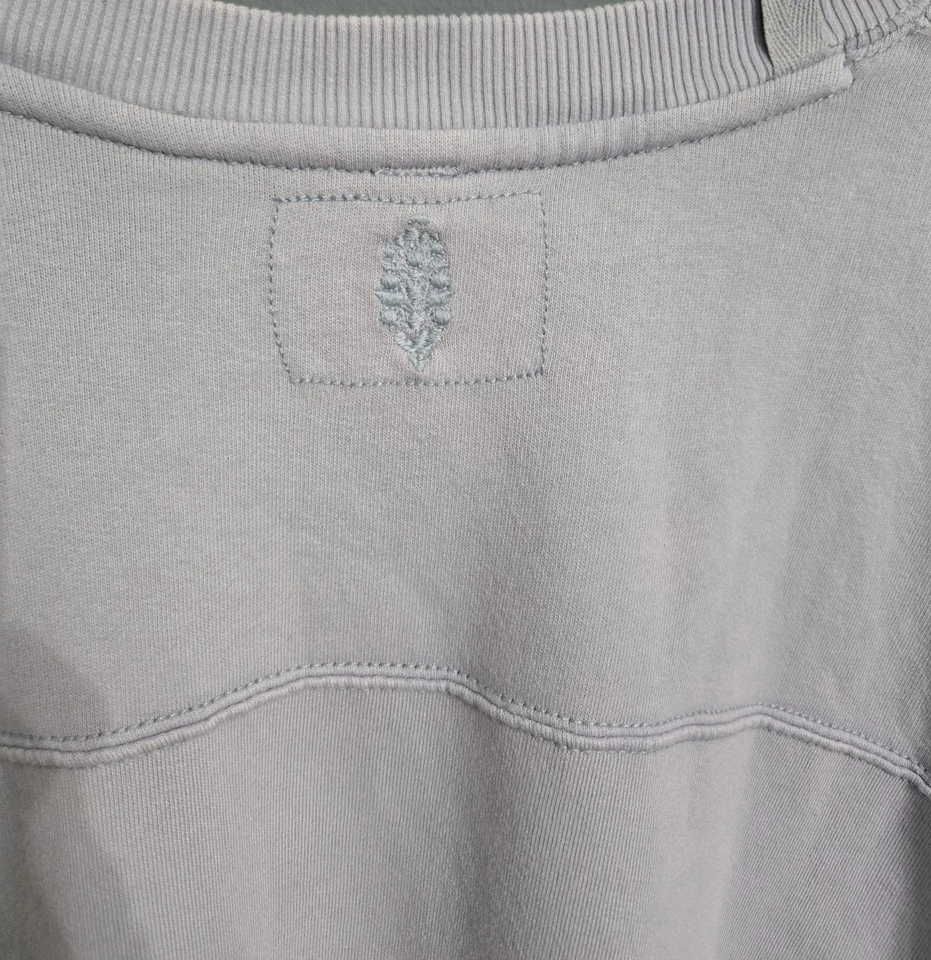 NWT FP MOVEMENT Women's Lt Gray Wt Orange Logo Pullover Sweatshirt Sz L - Image 4 of 4