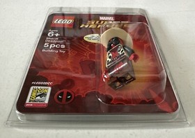 LEGO Marvel SDCC 2018 Exclusive Super Heroes Sheriff Deadpool Minifigure