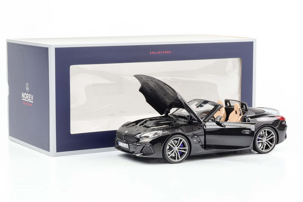 BMW - Z4 スパイダー 1/18 M40i (G29) 2019