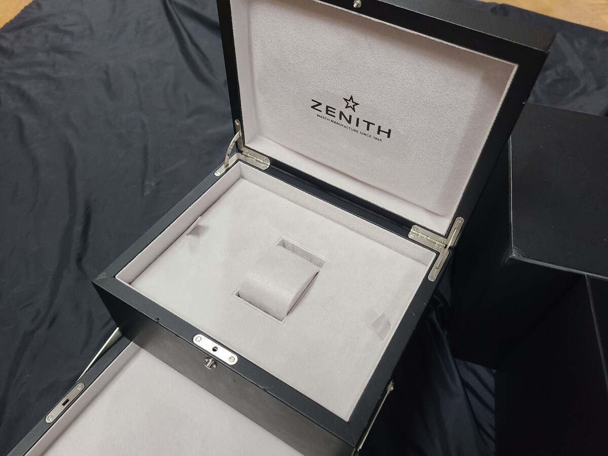 VINTAGE GENUINE ZENITH Black watch box case wood leather Booklet