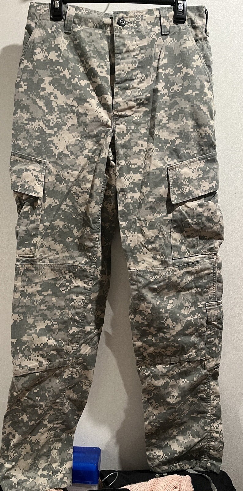 Picture 1 of 3