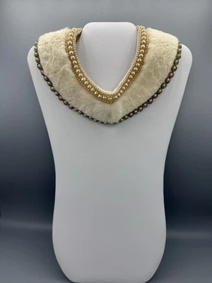 Vintage TRULY ROYAL Rabbit Fur Satin Bead Detachable Collar 40’s Japan - Image 1 of 4