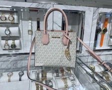 Michael Kors Mercer Messenger Medium Crossbody Satchel Bag Vanilla Powder Blush