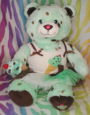 Build A Bear Baskin Robbins Mint Chocolate Chip Bear W/ Outfit & Cone
