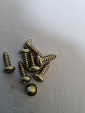 Ford Capri Head Light   Screws