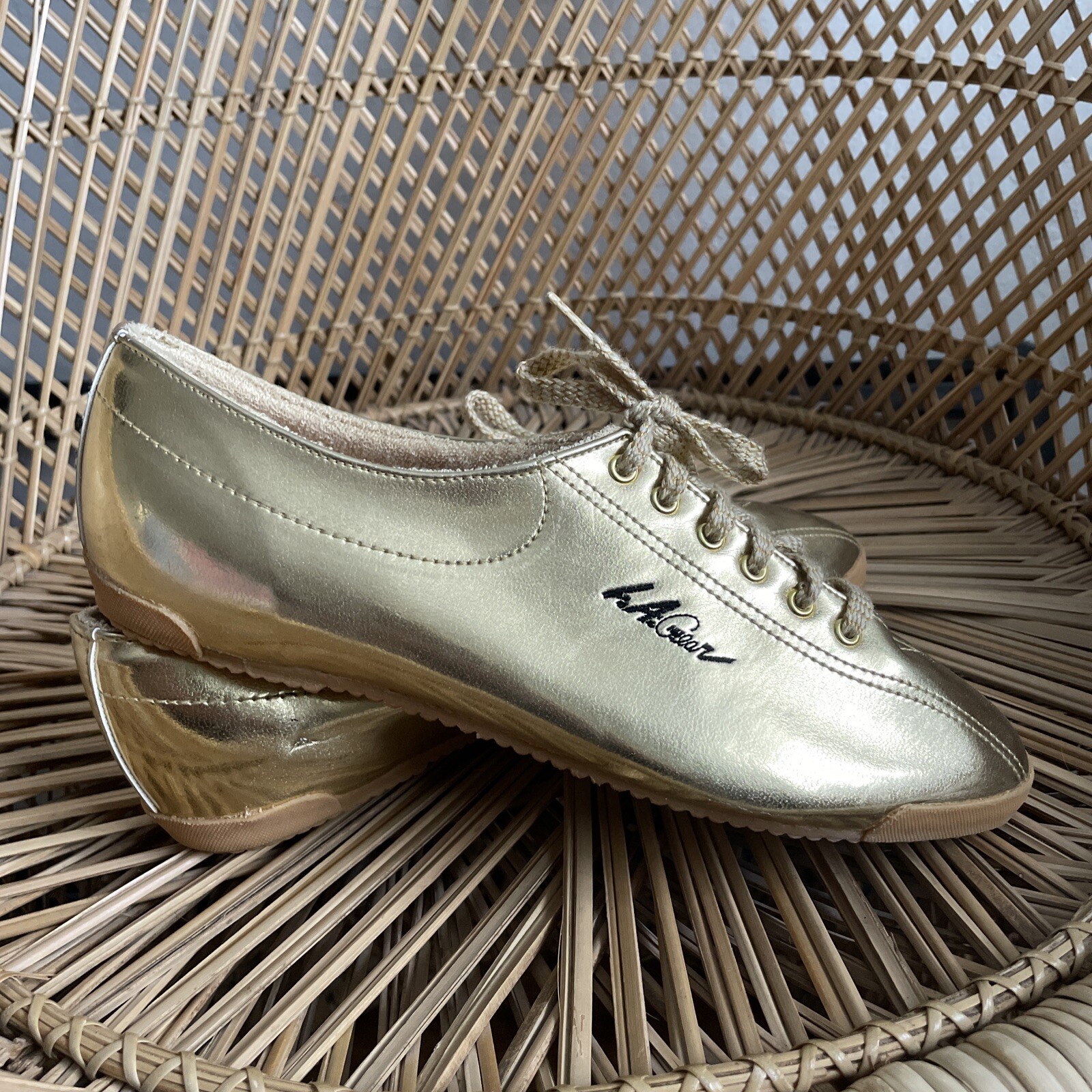 la gear womens tennis shoes