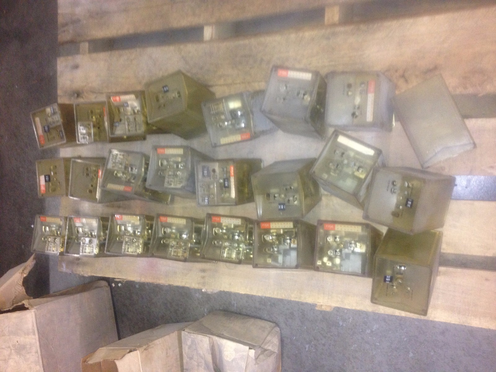 Lot of 23 FPE FP Air Breaker Trip Units