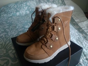sorel explorer joan snow boots