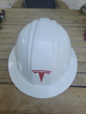TESLA - Employee PYRAMEX Car 