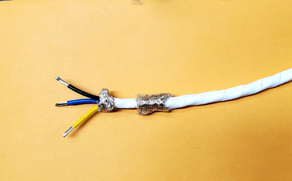 ASTRO INDUSTRIES Double Shielded Wire, Mil-Spec PTFE 14 AWG 3 Cond, Shielded, Silver Plated 5 ft