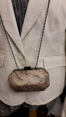 LADIES --- BEAUTIFUL TOPSHOP HARD CASED PURSE/BAG --- STUNNING