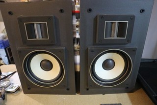 PAIRE D' ENCEINTES HIFI MARANTZ HD 160 8 ohms