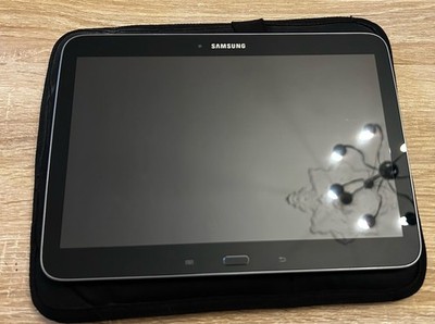 Samsung Galaxy Tab 3 16GB 10,1 Zoll GT-P5210 funktionstüchtig + Ladegerät