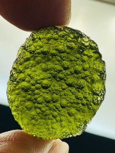 33CT Moldavite Genuine Raw Moldavite Crystal from Czech Republic PIC certificate