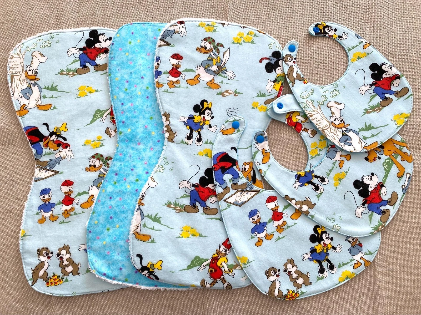 Handmade Baby Gift Set – 3 Cotton Burp Cloths & 3 Bibs – Newborn Shower
Opens in a new window or tab