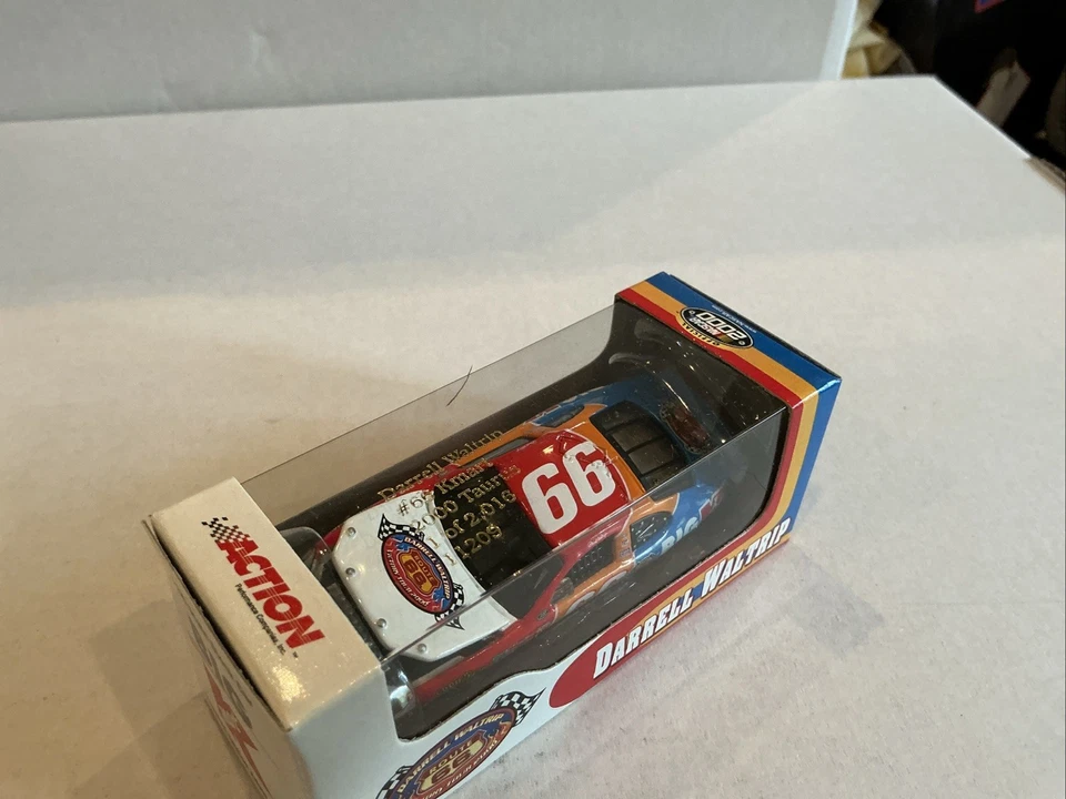 Raro 2000 Darrell Waltrip #66 Kmart Route 66 Taurus 1 de 2.016 Nascar Diecast Foto 2 de 3